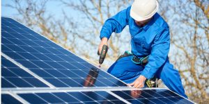 Installation Maintenance Panneaux Solaires Photovoltaïques à Gueugnon
